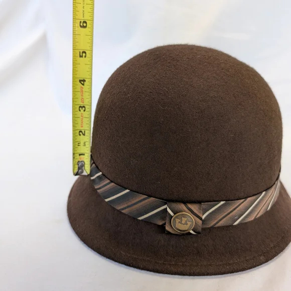Goorin Bros Brown Wool Cloche Hat with Striped Band Medium display picture 1